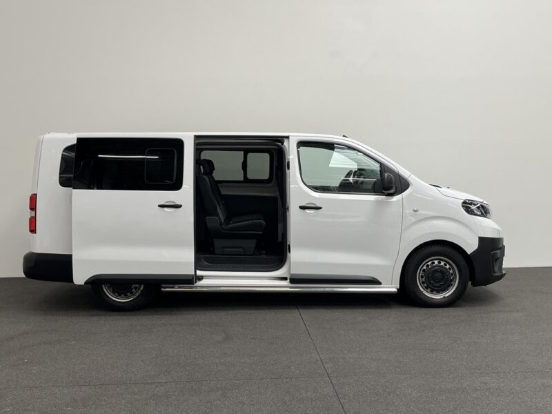 Toyota Proace Shuttle
