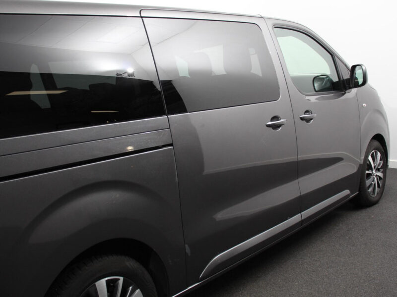 Toyota Proace Shuttle