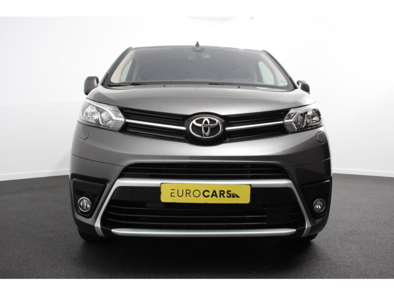 Toyota Proace Shuttle