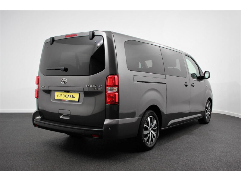 Toyota Proace Shuttle