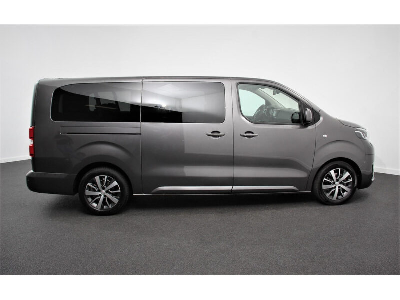 Toyota Proace Shuttle