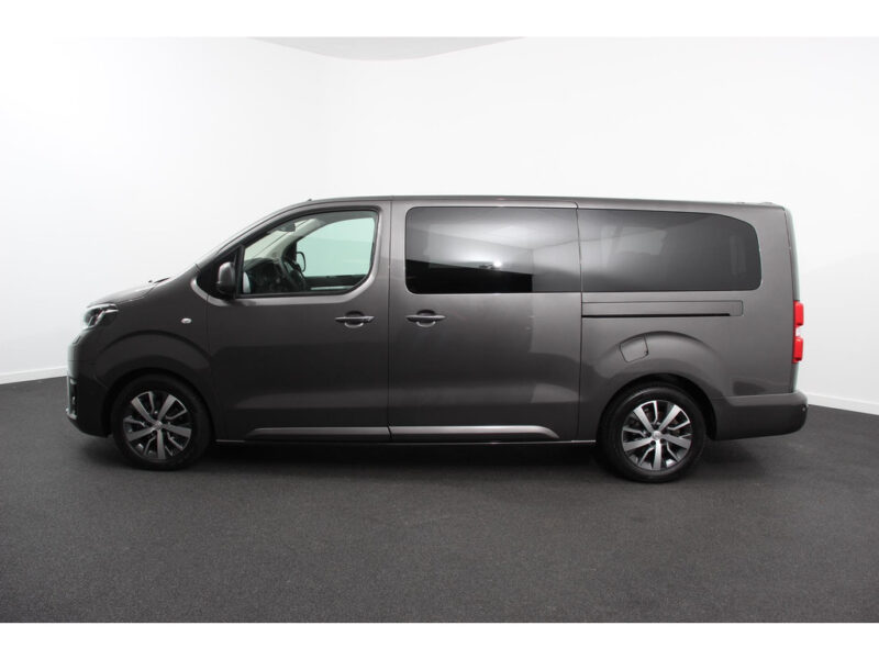 Toyota Proace Shuttle