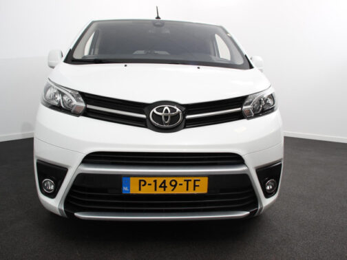 Toyota PROACE Electric Verso