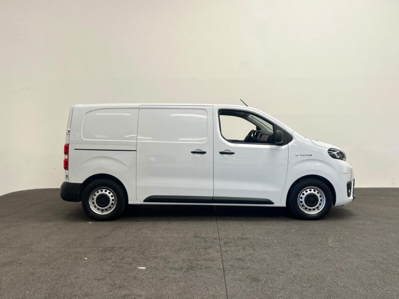 Toyota PROACE Electric Worker
