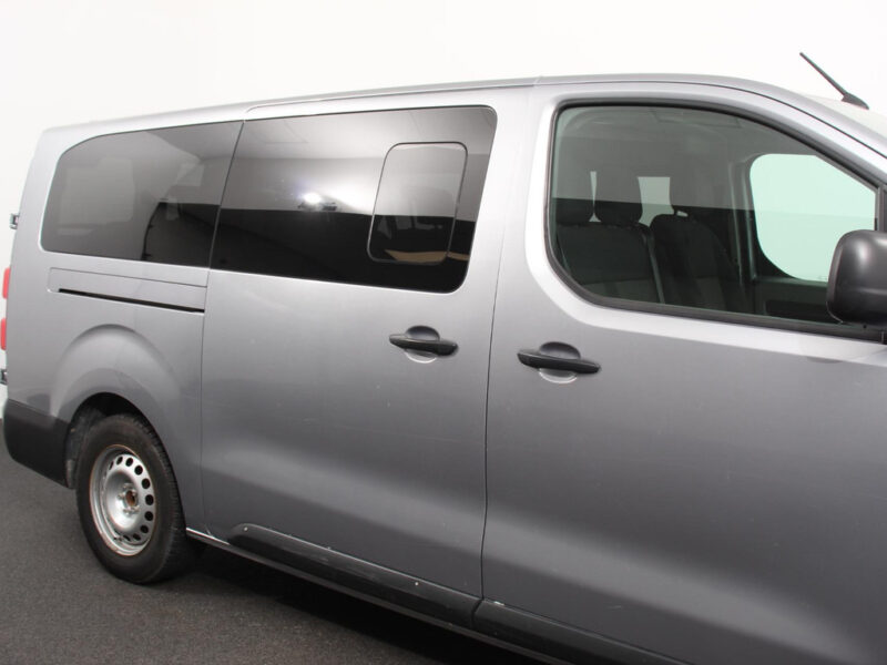 Toyota Proace Shuttle