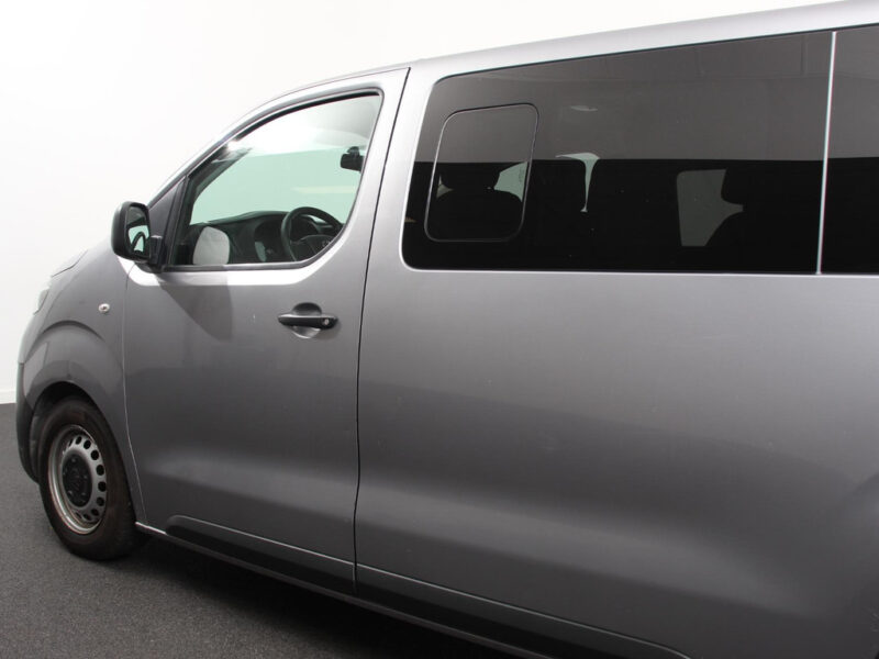 Toyota Proace Shuttle