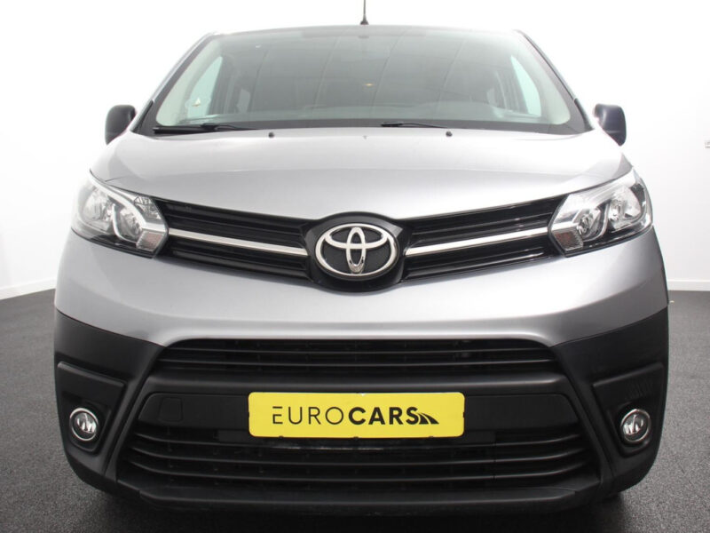 Toyota Proace Shuttle