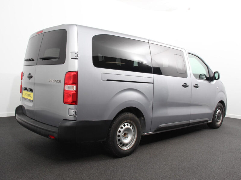 Toyota Proace Shuttle