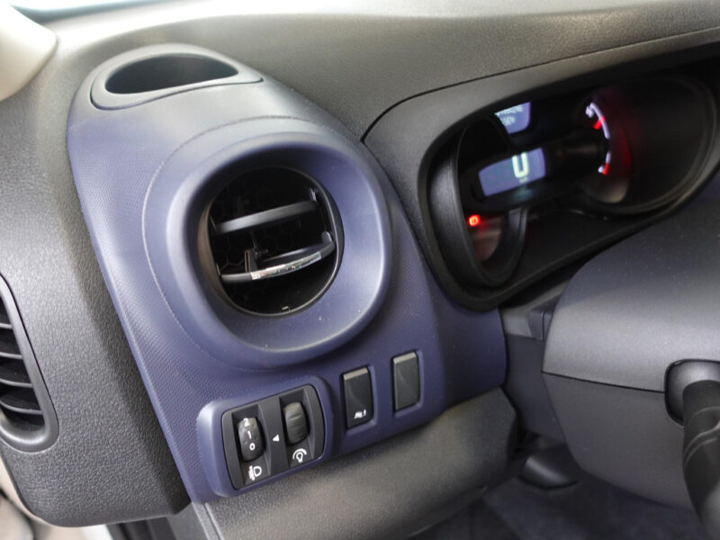 Opel Vivaro Combi