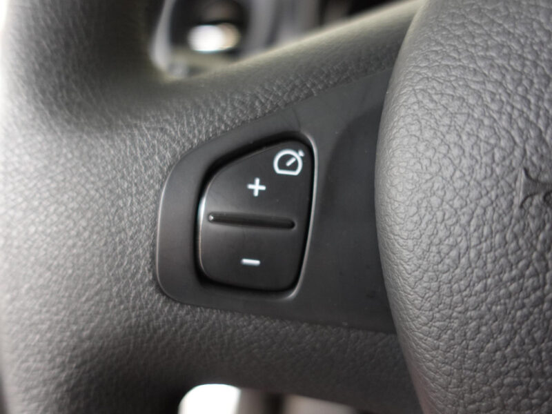 Opel Vivaro Combi