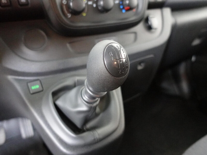 Opel Vivaro Combi