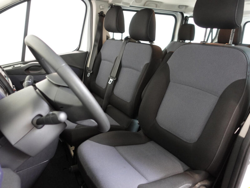 Opel Vivaro Combi
