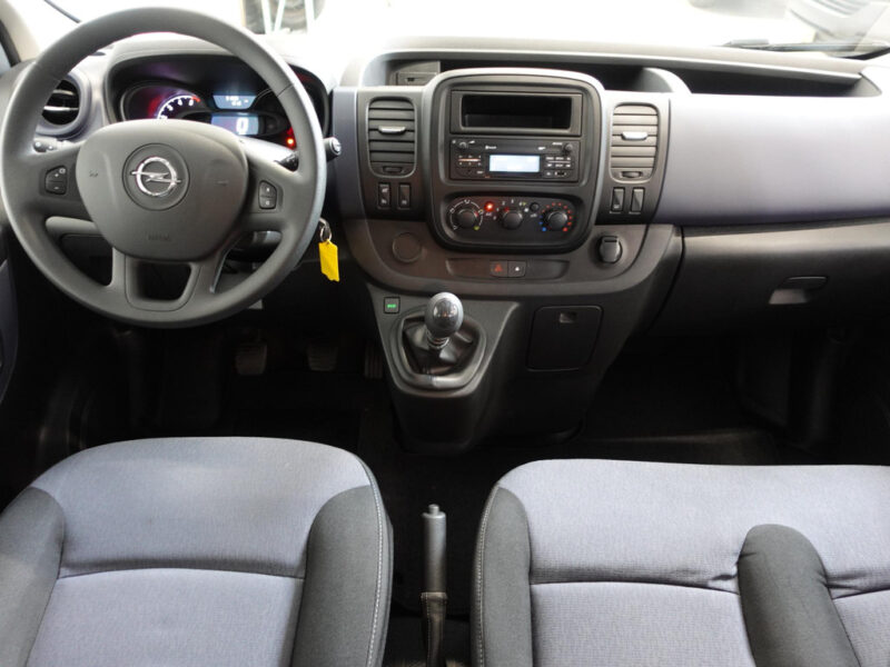 Opel Vivaro Combi