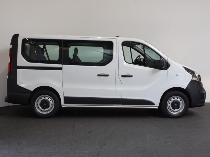Opel Vivaro Combi
