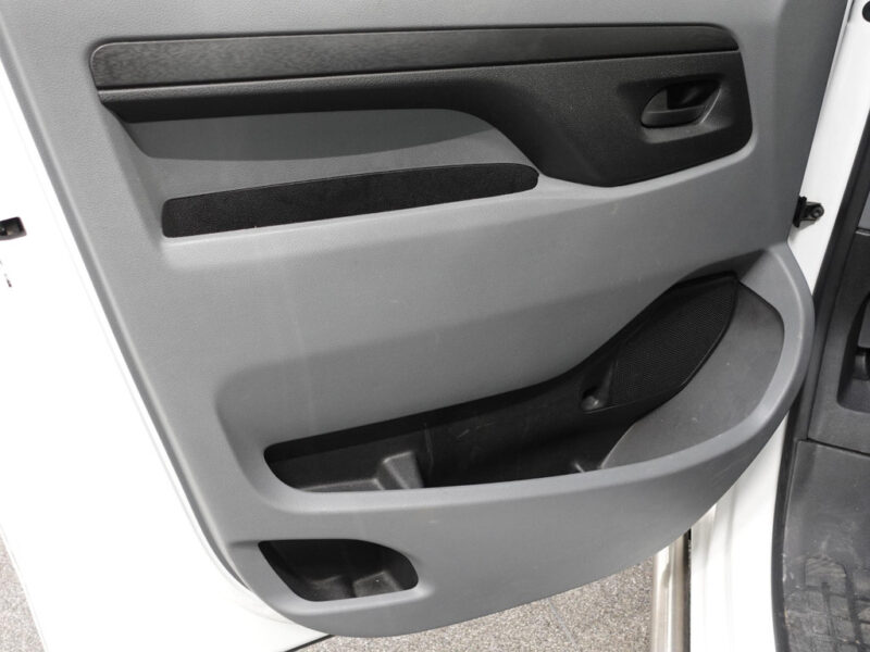 Opel Vivaro Combi