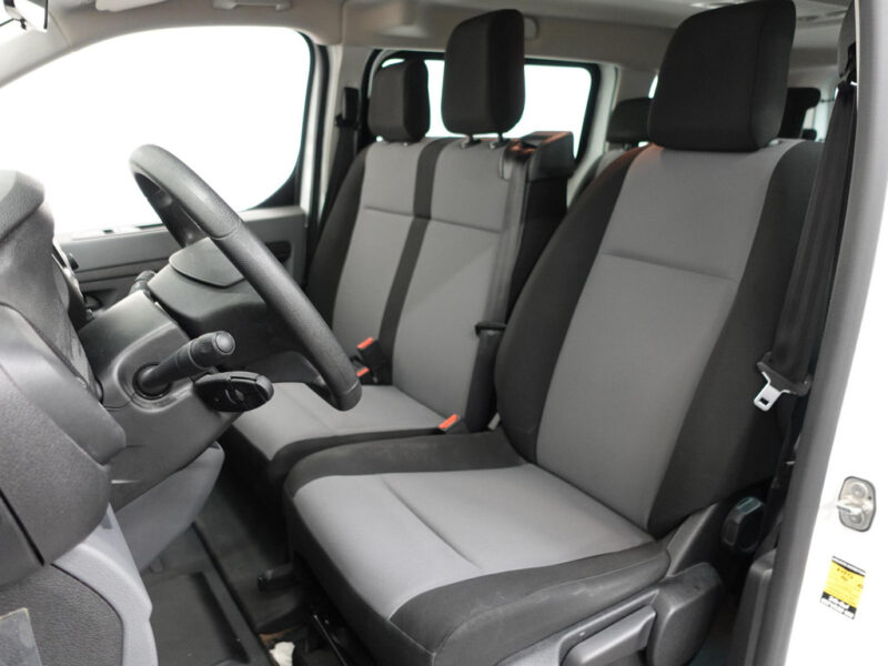 Opel Vivaro Combi