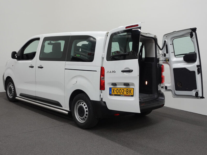 Opel Vivaro Combi