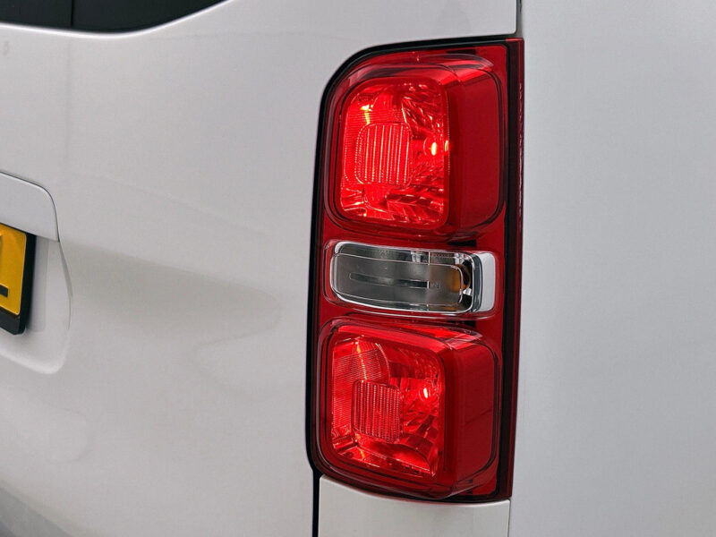 Opel Vivaro Combi