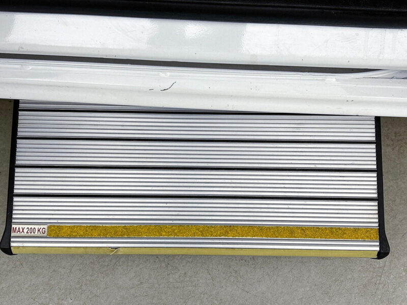 Opel Vivaro Combi