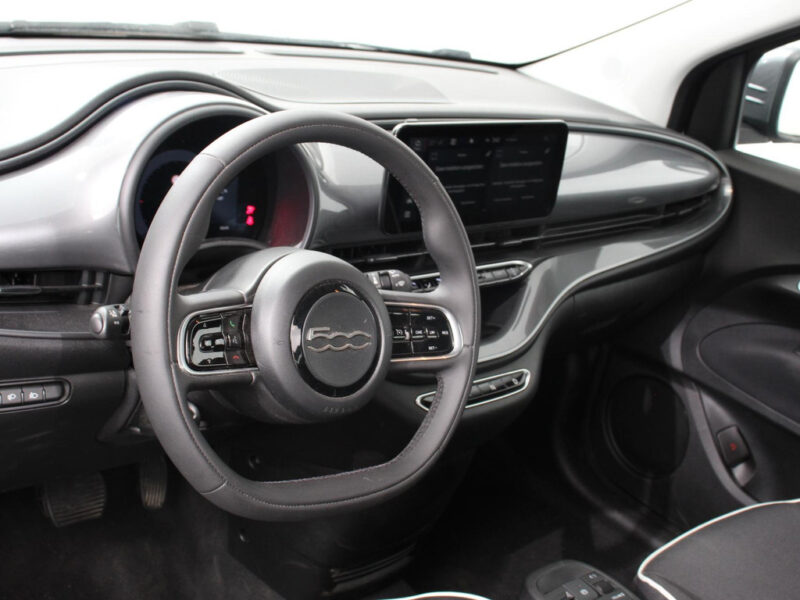 Fiat 500E