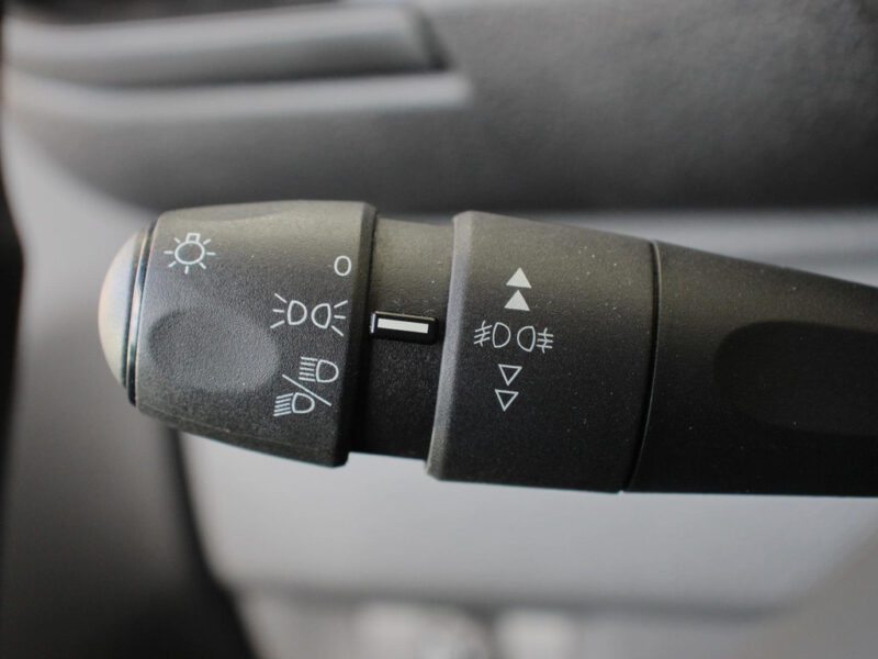 Opel Vivaro Combi