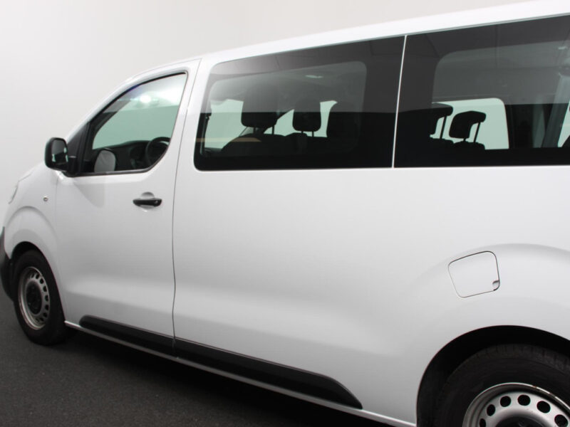 Opel Vivaro Combi