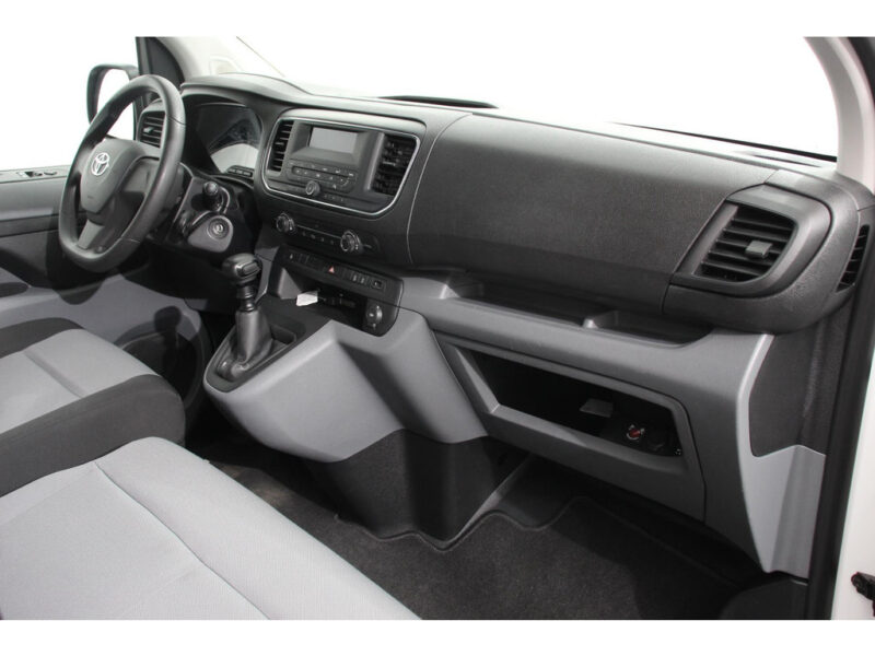 Toyota Proace Shuttle