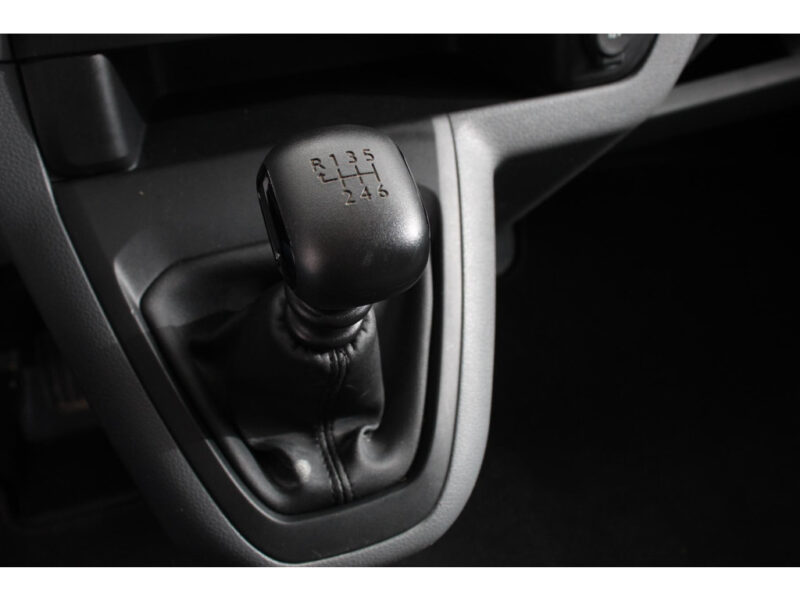 Toyota Proace Shuttle