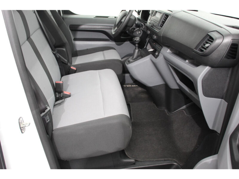 Toyota Proace Shuttle
