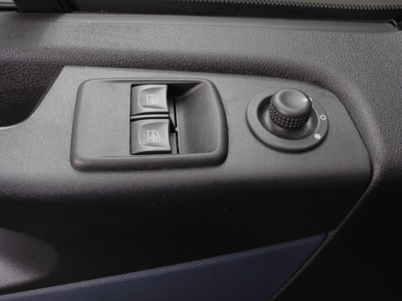 Opel Vivaro Combi