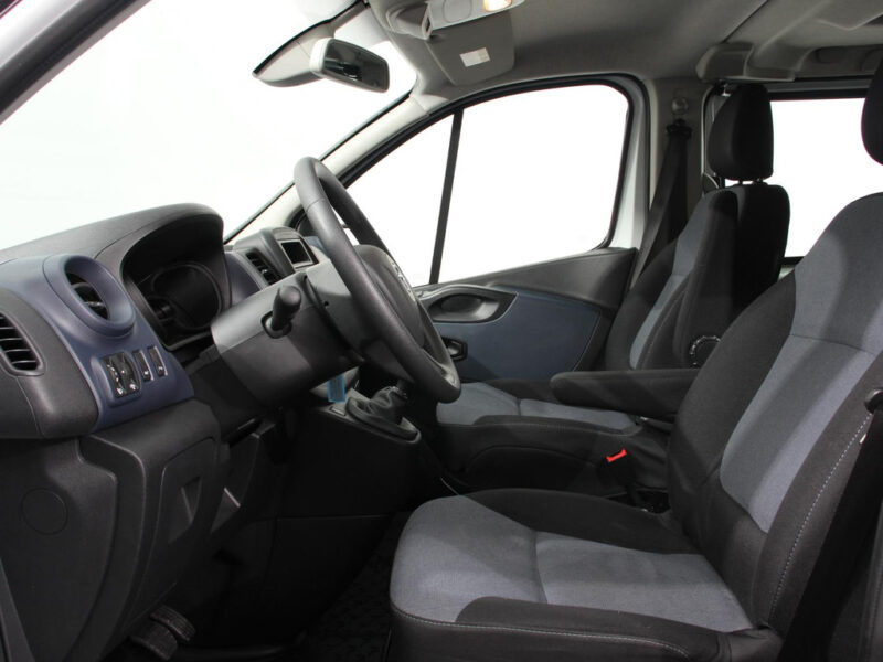 Opel Vivaro Combi