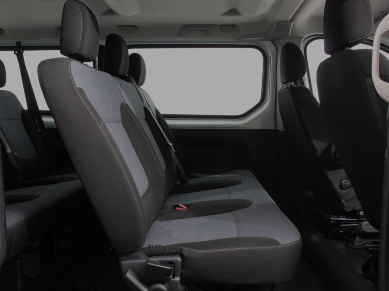 Opel Vivaro Combi