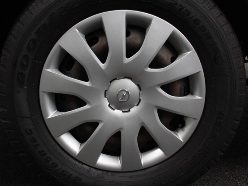 Opel Vivaro Combi