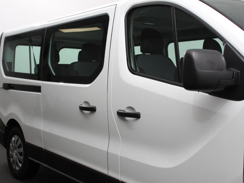Opel Vivaro Combi