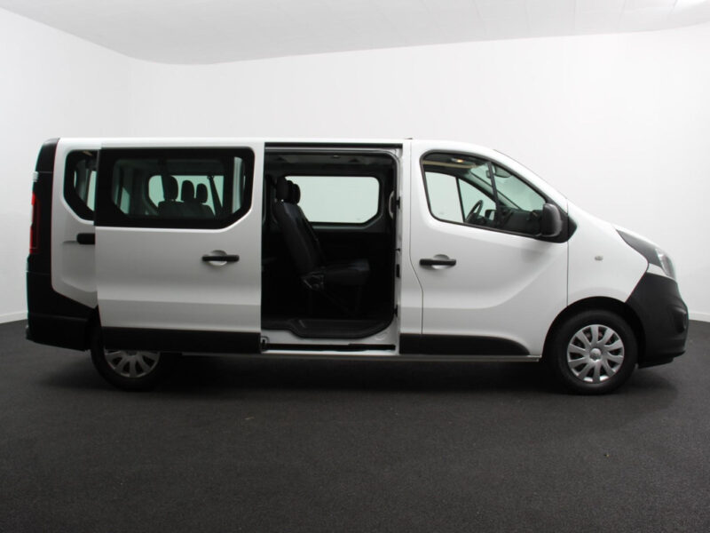 Opel Vivaro Combi