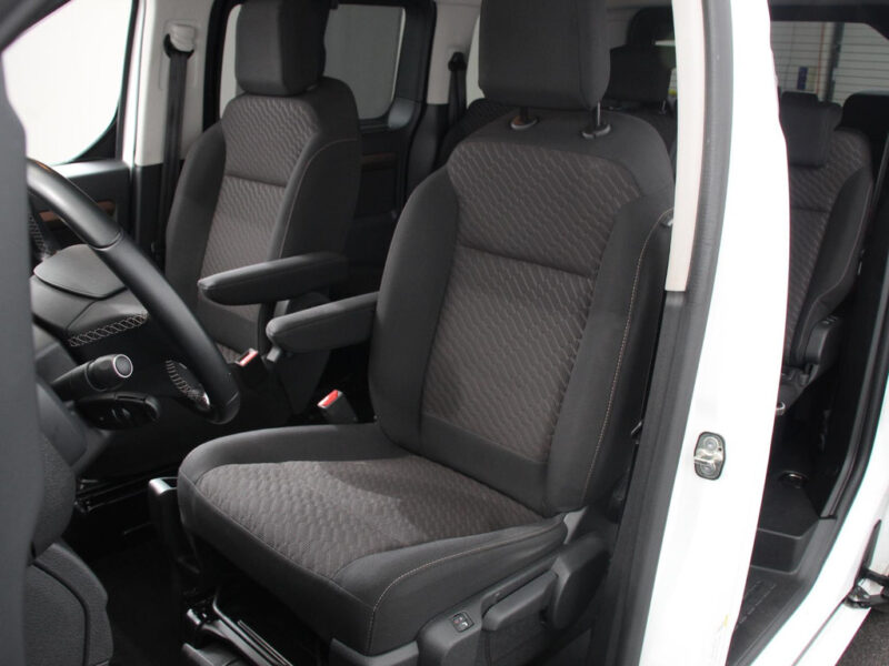 Toyota PROACE Electric Verso