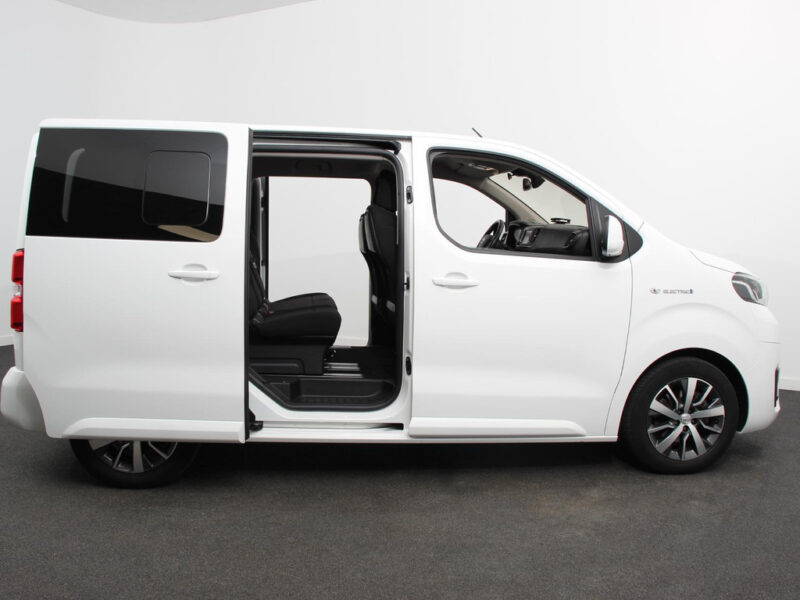 Toyota PROACE Electric Verso