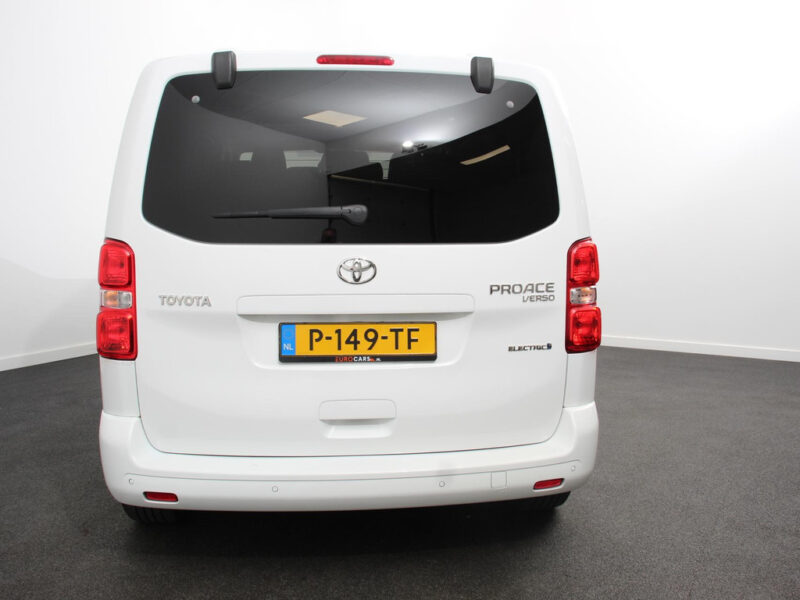 Toyota PROACE Electric Verso