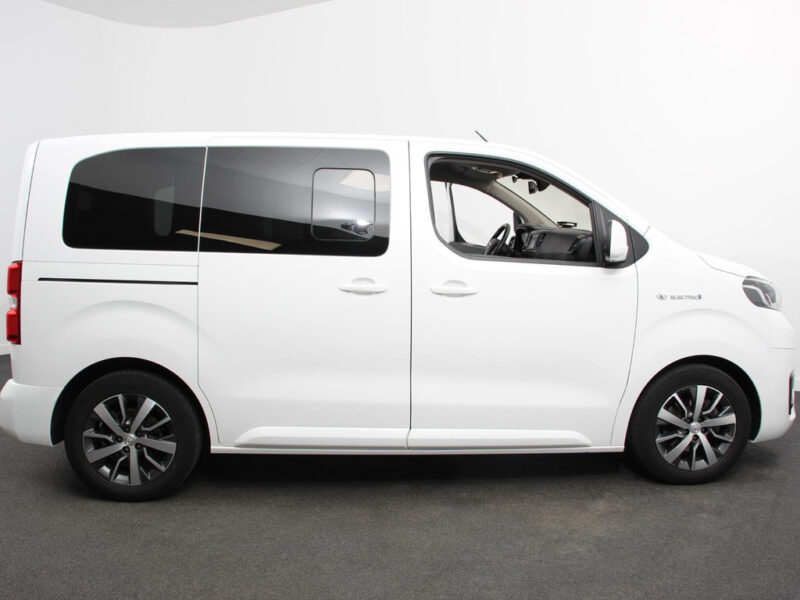 Toyota PROACE Electric Verso