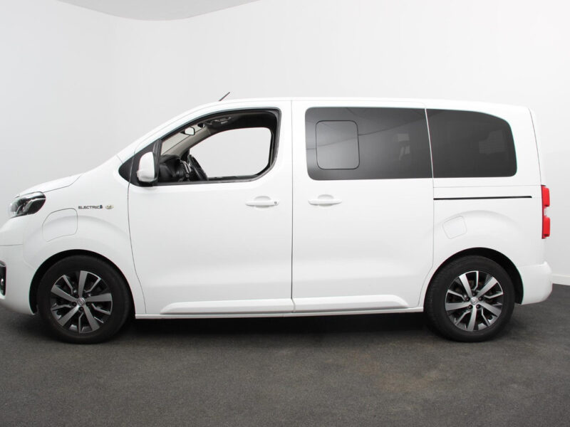 Toyota PROACE Electric Verso